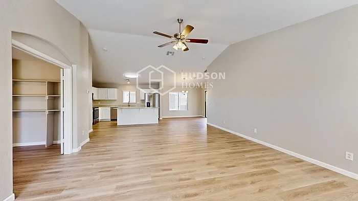 12834 W Sweetwater Ave — Photo 4