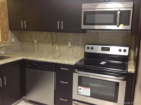 4th image of 4689 NW 9th St APT 108