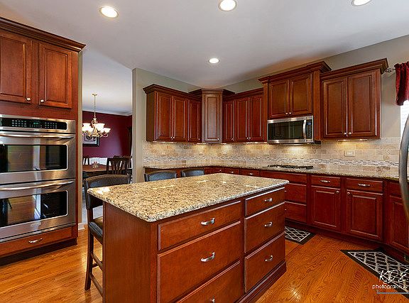 5th image of 12718 Wexford Dr