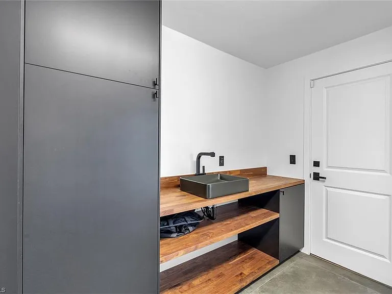 1627 Murex Ln — Photo 40