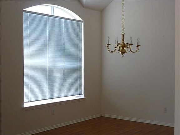 5th image of 4416 Belvedere Dr