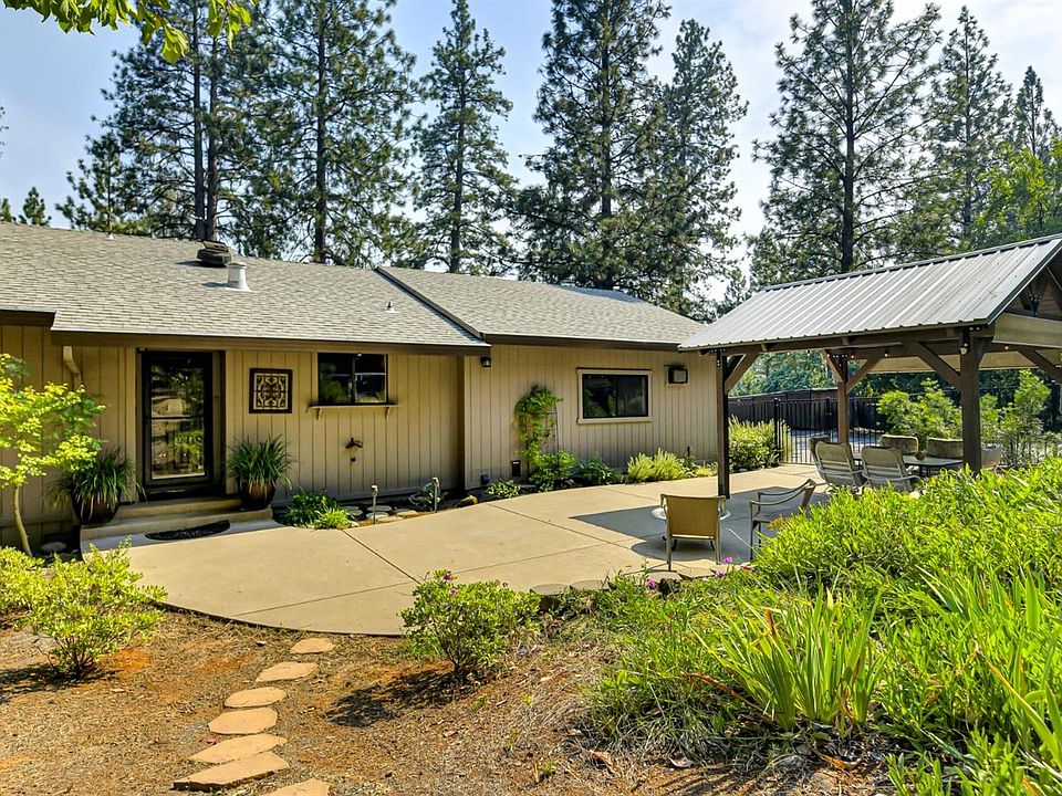 1st image of 20115 Redwood Dr