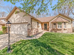 855 Pioneer Woods Dr, Indianapolis, IN