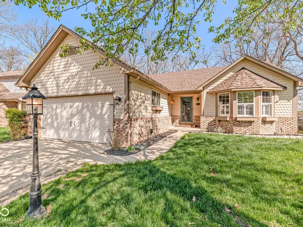 855 Pioneer Woods Dr, Indianapolis, IN 46224