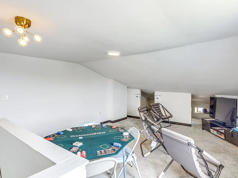 315 Mount Hope Ave — Photo 11