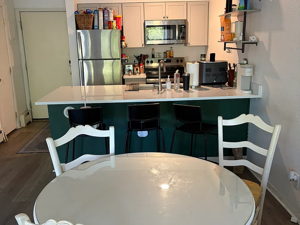 1200 College Ave #120