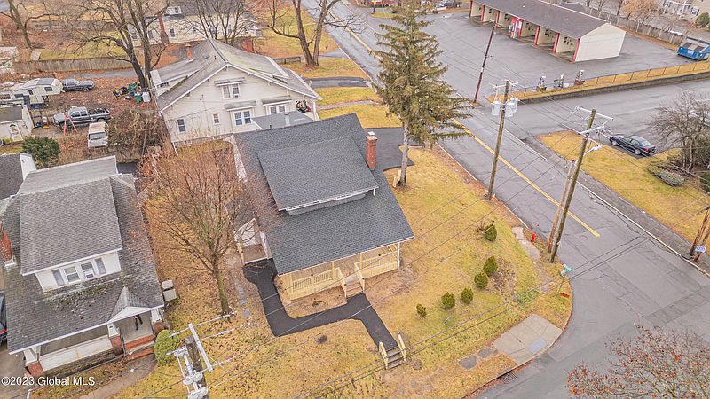 3rd image of 1146 Van Velsen Street