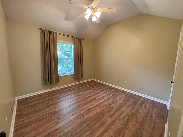 604 Huntington Pl — Photo 15