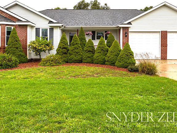 2nd image of 4658 Thornbird Dr