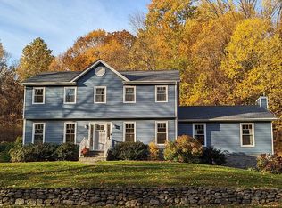 51 Mountain Brook Dr, Cold Spring, NY 10516