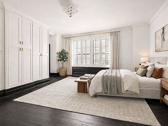 4th image of 50 E 72nd St #10C