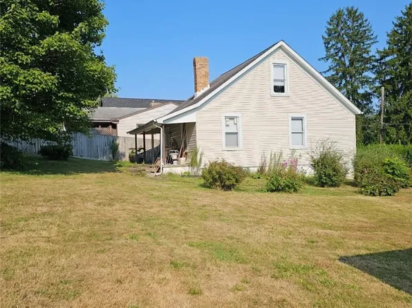 2412 26th St, Beaver Falls, PA 15010