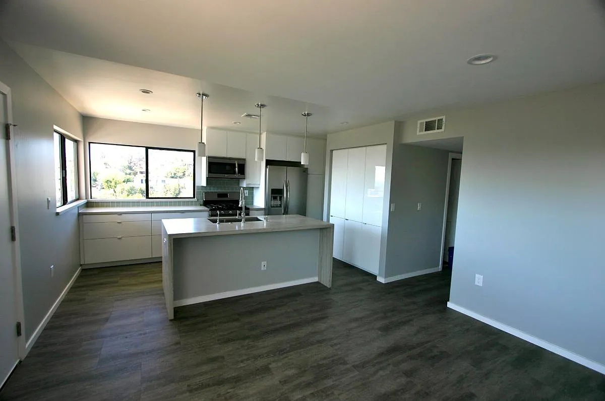 2 bed, $3,295 — Photo 1