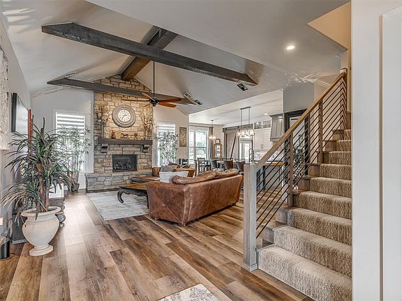 4th image of 10001 Cascina Dr