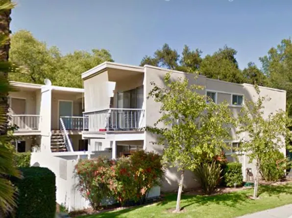 106 W Oak St, Ojai, CA 93023