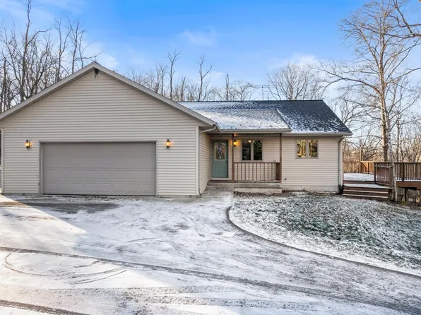 N5039 Hemlock St, Poynette, WI 53955