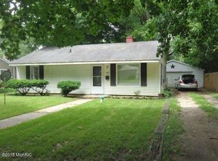 1897 Baldwin Dr, Niles, MI 49120