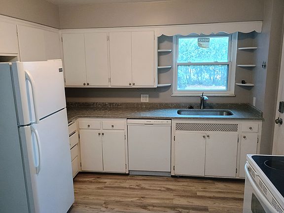 2nd image of 2139 Collinway St APT 1