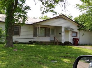 1100 Cardinal Rd, Hugo, OK 74743