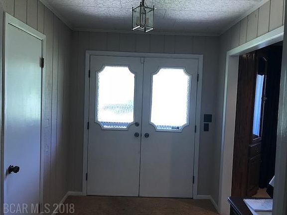 4th image of 601 Edgewood Dr