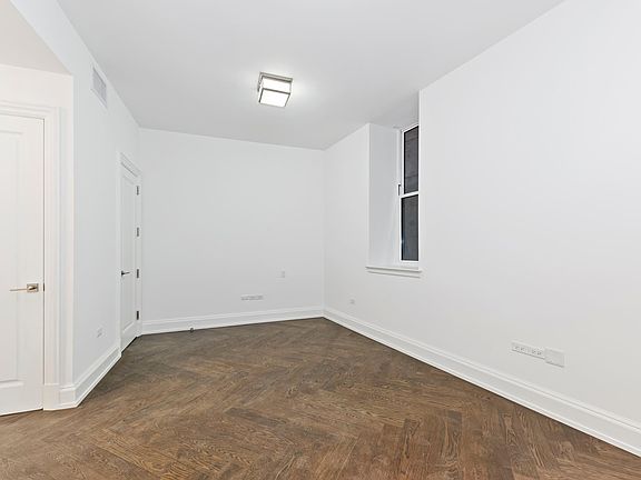 4th image of 344 W 72nd St APT 4