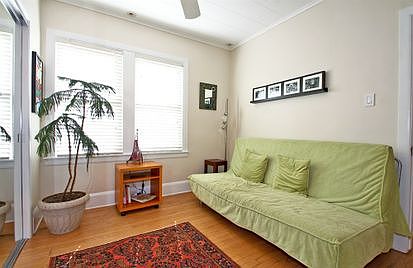 3rd image of 2723 W Farwell Ave
