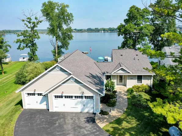 W1081 Kettle Moraine LANE, Campbellsport, WI 53010