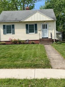 1716 Maple St, Wickliffe, OH, 44092
