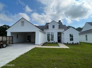 114 Cape Town Ave, Youngsville, LA 70592