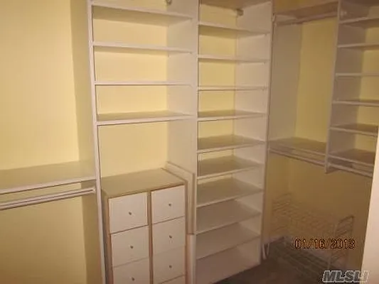 Sold by Century 21 Benjamin Realty | media 22