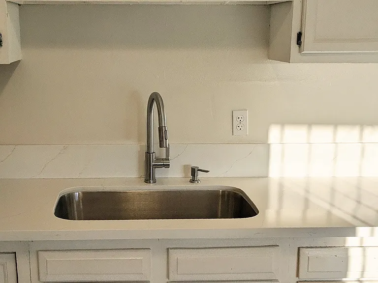 5043 Millux Ave — Photo 2