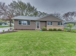 105 Michael Ln, New Lenox, IL 60451