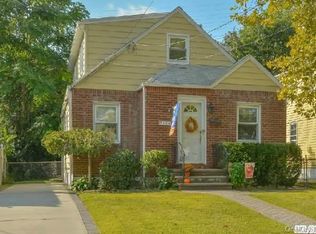 886 Milburn Ct, Baldwin, NY 11510