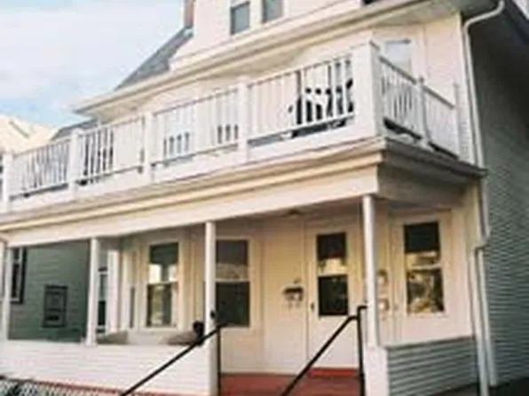 137 W Gilman St, Madison, WI 53703