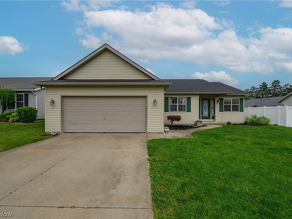 1st image of 449 Cypress Cir SE