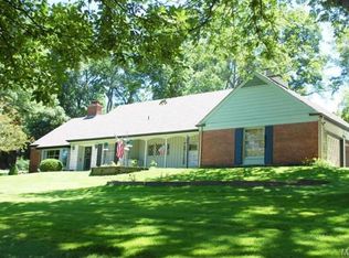 26 Black Oak Dr, Saint Louis, MO