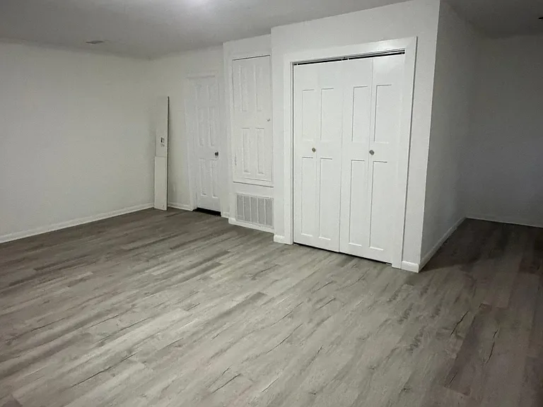 3115 W Gadsden St — Photo 9