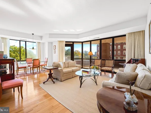 3704 N Charles St Unit 406, Baltimore, MD 21218