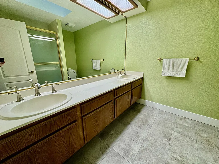 5477 Hackney Ln — Photo 32
