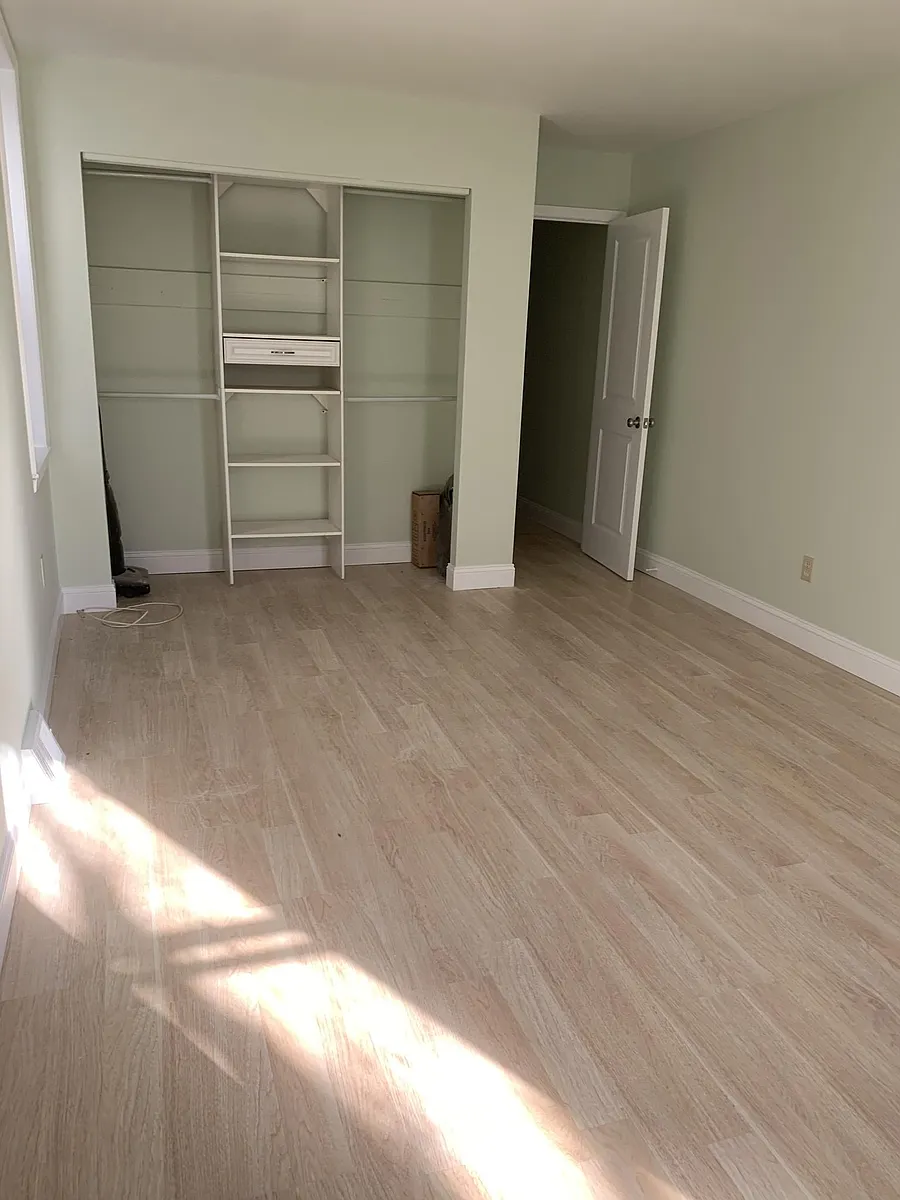 Building Photo - 1250 S 15th St #1