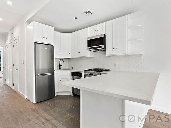 5th image of 455 Prospect Ave #3