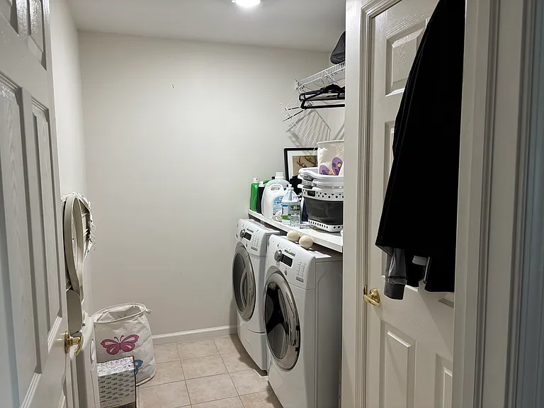 110 Tyler Dr — Photo 11