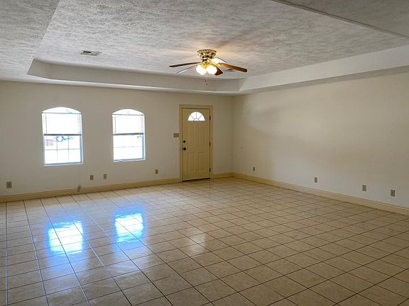 2nd image of 3705 Newcastle Dr
