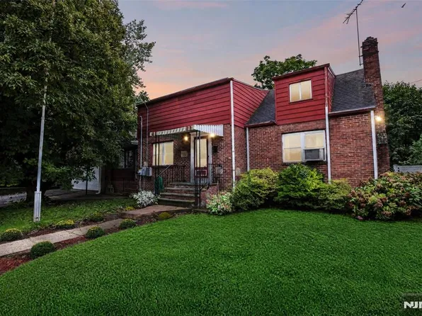 513 Chestnut Place, Teaneck, NJ 07666