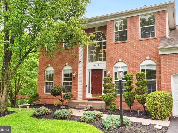 8456 Summer Breeze Pl, Manassas, VA 20112