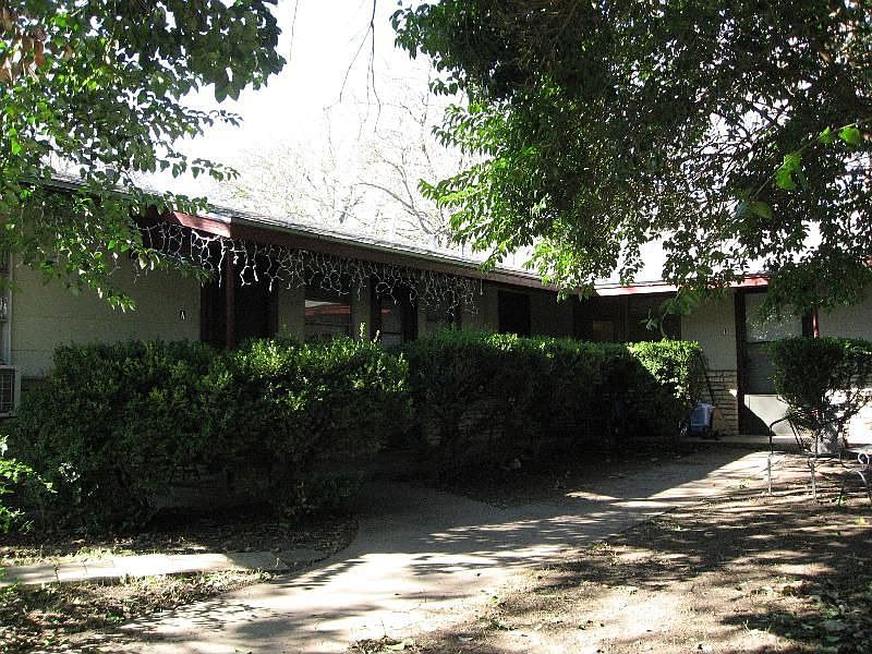 2nd image of 4708 Red River St