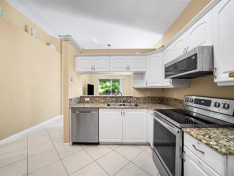 5021 S La Sedona Cir — Photo 10