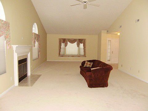 4th image of 790 Pebblebrook Dr