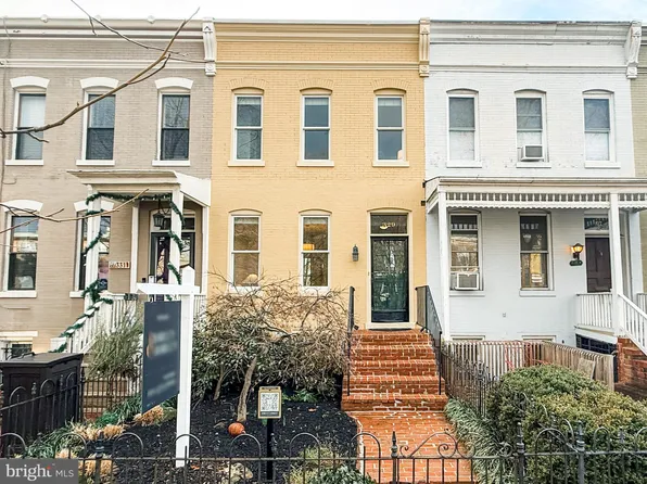 329 13th St SE, Washington, DC 20003