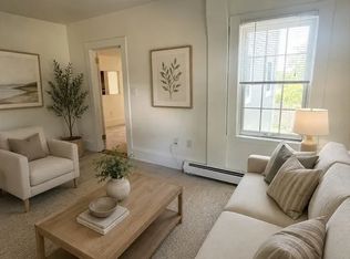 4 Pleasant St APT 2, Rockport, MA 01966